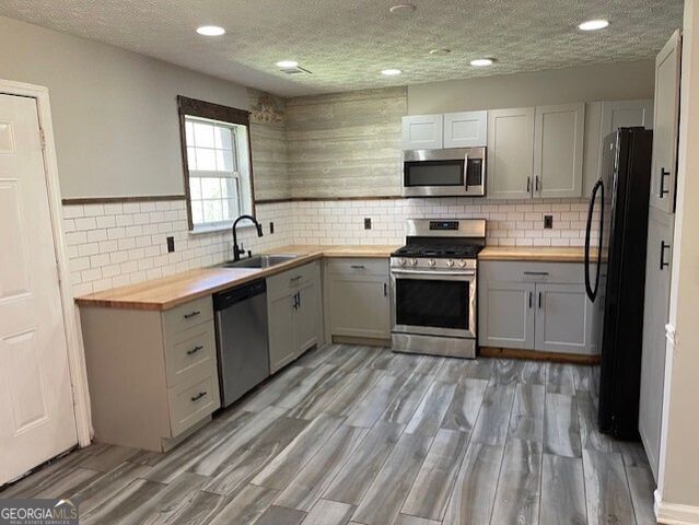 440 E Country Woods Drive, Covington, GA 30016