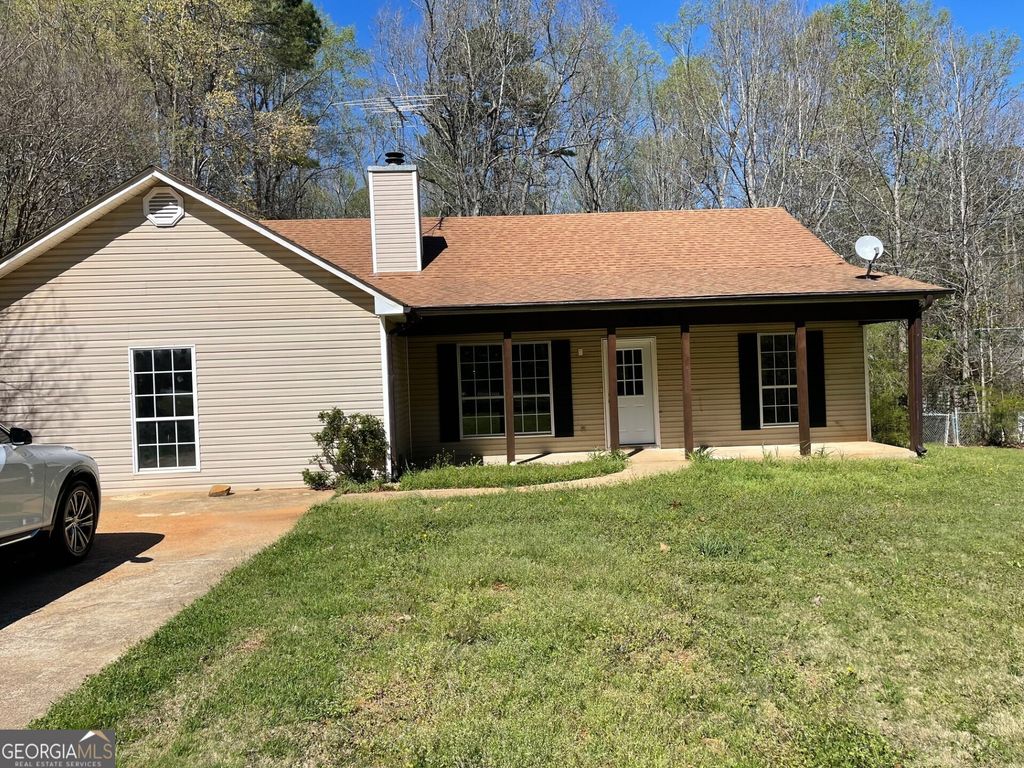 440 E Country Woods Drive, Covington, GA 30016