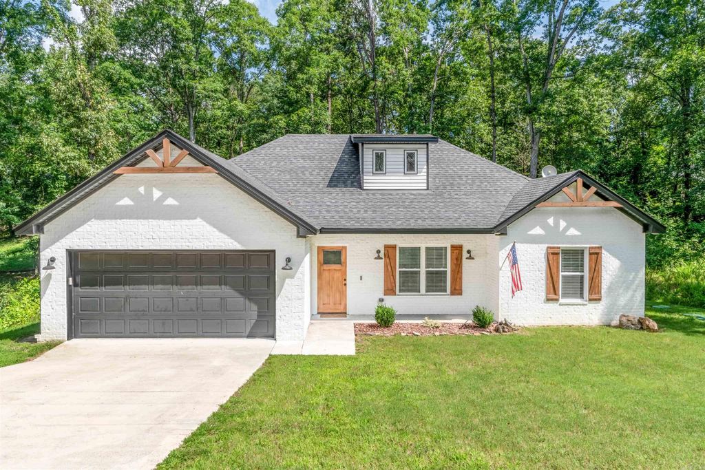 136 Stonebriar Drive, Hot Springs, AR 71913