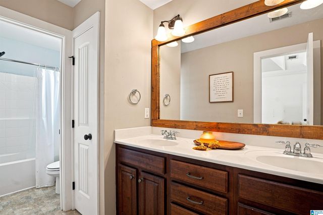 213 ROSSBURG DRIVE, Calera, AL 35040