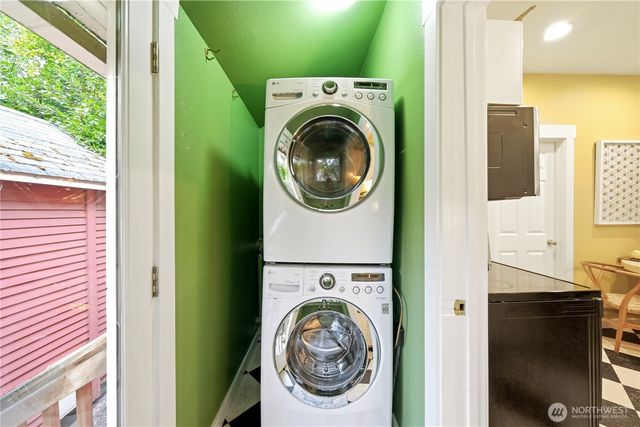 1110 NW 70th Street, Seattle, WA 98117