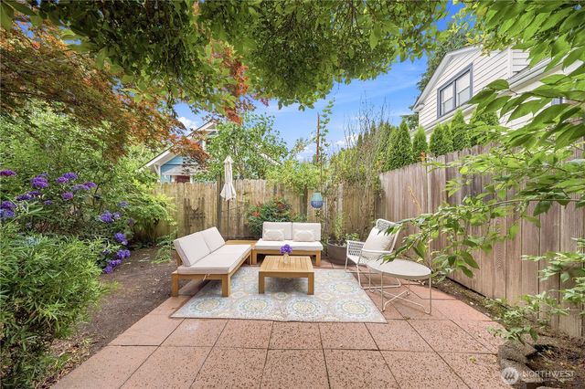 1110 NW 70th Street, Seattle, WA 98117