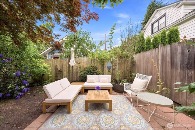 1110 NW 70th Street, Seattle, WA 98117