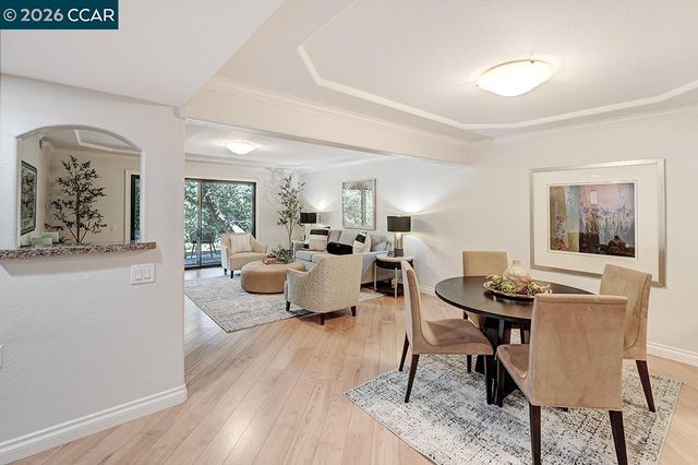1332 Running Springs Rd 2, Walnut Creek, CA 94595