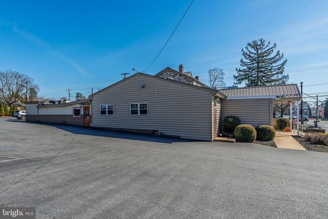 905 W MAIN ST, Mount Joy, PA 17552