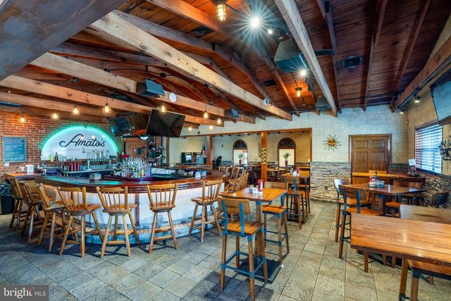 905 W MAIN ST, Mount Joy, PA 17552