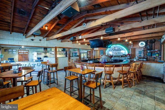 905 W MAIN ST, Mount Joy, PA 17552