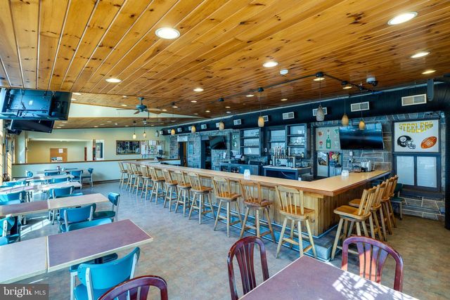 905 W MAIN ST, Mount Joy, PA 17552