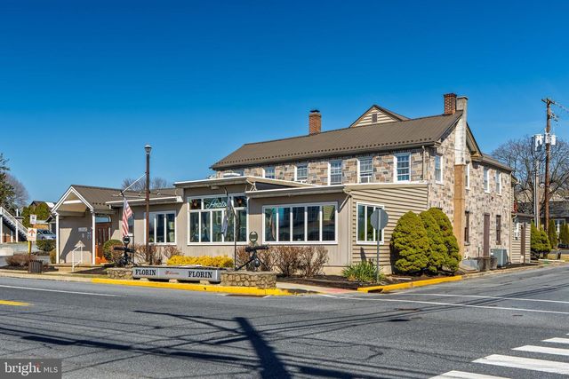 905 W MAIN ST, Mount Joy, PA 17552