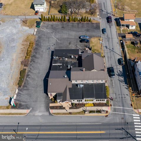 905 W MAIN ST, Mount Joy, PA 17552