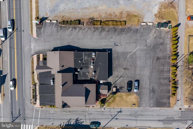 905 W MAIN ST, Mount Joy, PA 17552