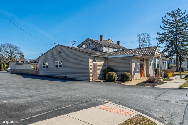 905 W MAIN ST, Mount Joy, PA 17552