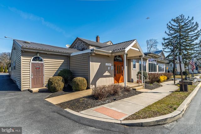 905 W MAIN ST, Mount Joy, PA 17552