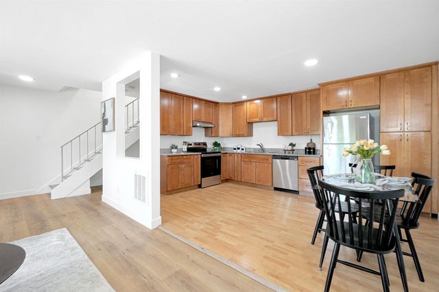 410 Auburn Way 42, San Jose, CA 95129