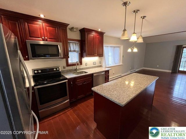 9 Pinoak Drive, Penn Forest Twp, PA 18229