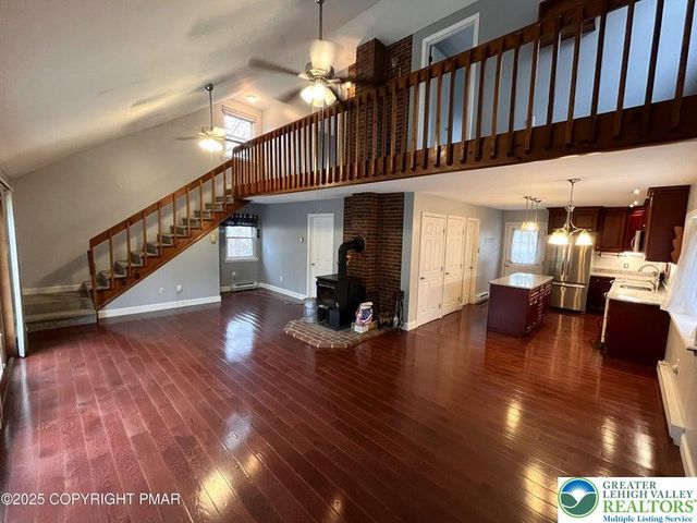 9 Pinoak Drive, Penn Forest Twp, PA 18229