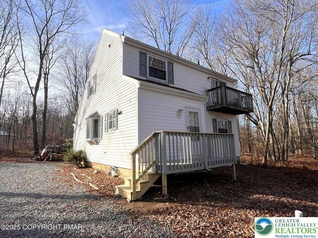 9 Pinoak Drive, Penn Forest Twp, PA 18229