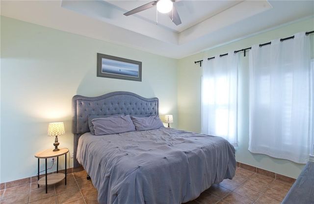 15110 Leeward Dr 203, Corpus Christi, TX 78418