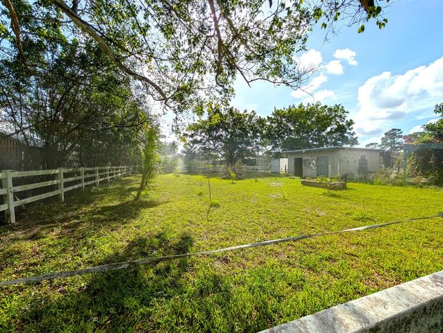 17681 93RD Road N, Loxahatchee, FL 33470