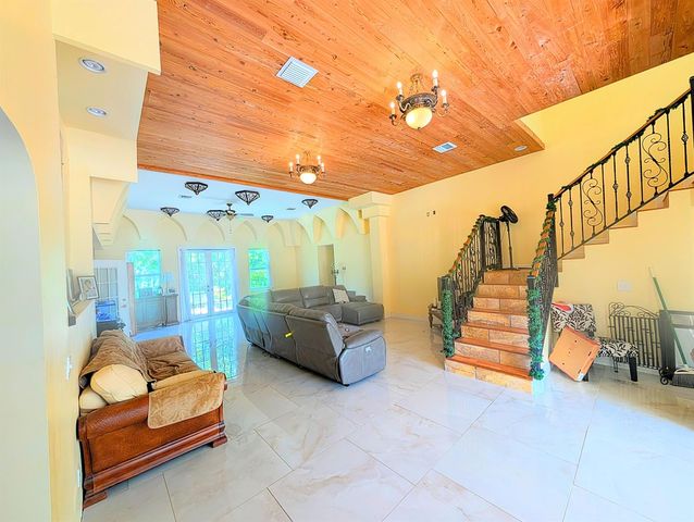17681 93RD Road N, Loxahatchee, FL 33470