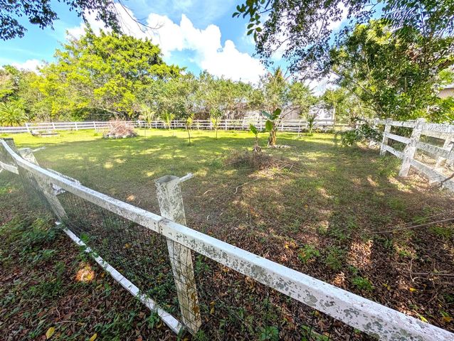 17681 93RD Road N, Loxahatchee, FL 33470