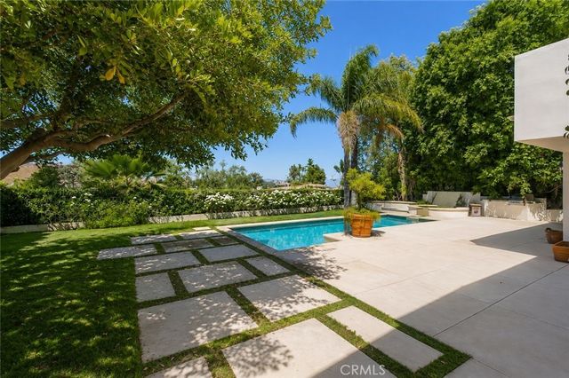 24907 Marbella Court, Calabasas, CA 91302