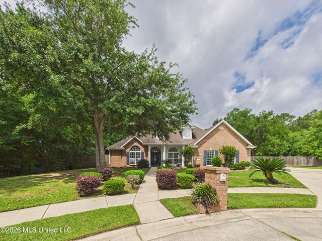 4007 Belle Terre Court, Ocean Springs, MS 39564