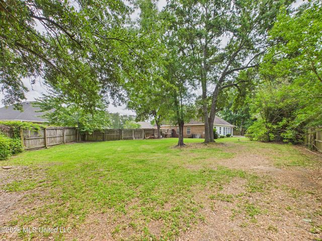 4007 Belle Terre Court, Ocean Springs, MS 39564