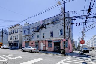 122 16Th Ave, Paterson City, NJ 07501