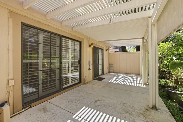 7445 BLACK TREE Ln, Citrus Heights, CA 95610
