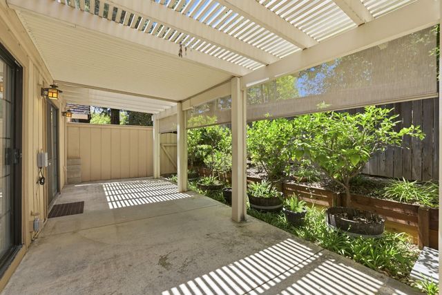 7445 BLACK TREE Ln, Citrus Heights, CA 95610