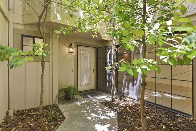 7445 BLACK TREE Ln, Citrus Heights, CA 95610