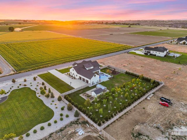 4224 N 2734 E, Twin Falls, ID 83301