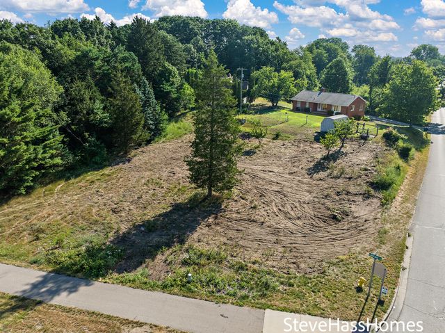 17443 Hayes Street, Grand Haven Twp, MI 49417