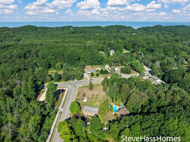 17443 Hayes Street, Grand Haven Twp, MI 49417