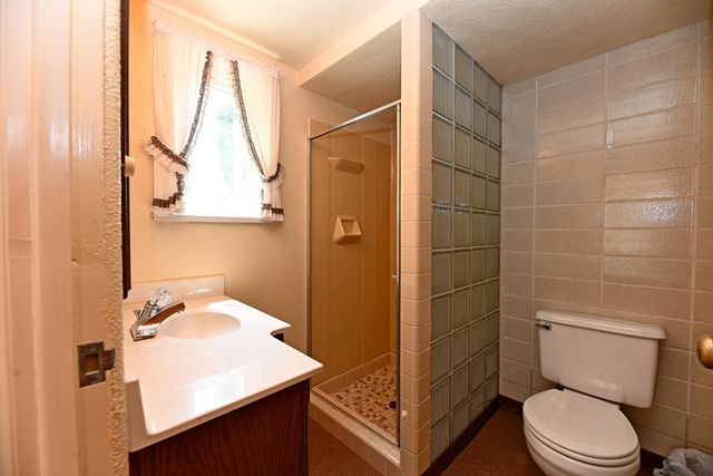 17443 Hayes Street, Grand Haven Twp, MI 49417