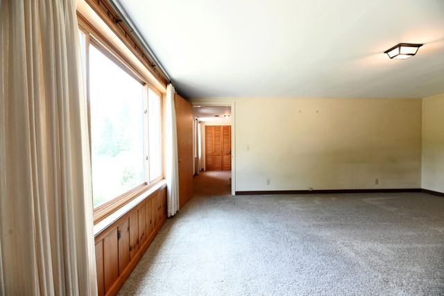 17443 Hayes Street, Grand Haven Twp, MI 49417