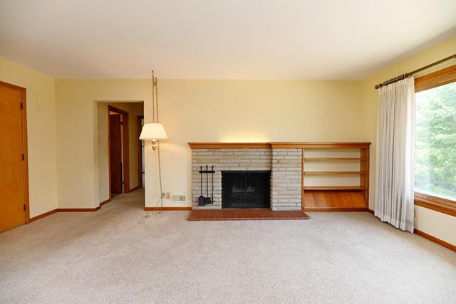 17443 Hayes Street, Grand Haven Twp, MI 49417