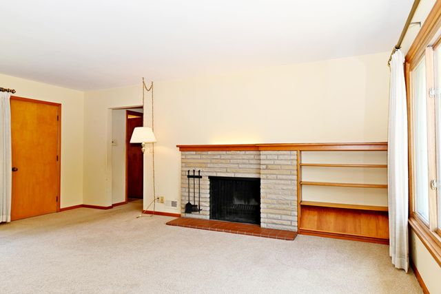 17443 Hayes Street, Grand Haven Twp, MI 49417