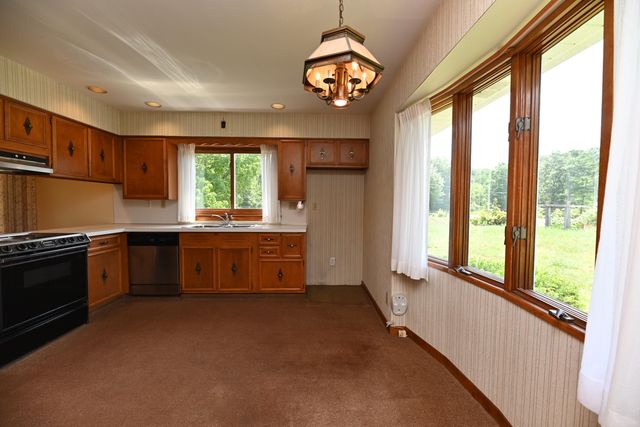 17443 Hayes Street, Grand Haven Twp, MI 49417