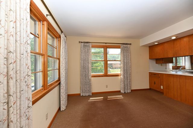17443 Hayes Street, Grand Haven Twp, MI 49417