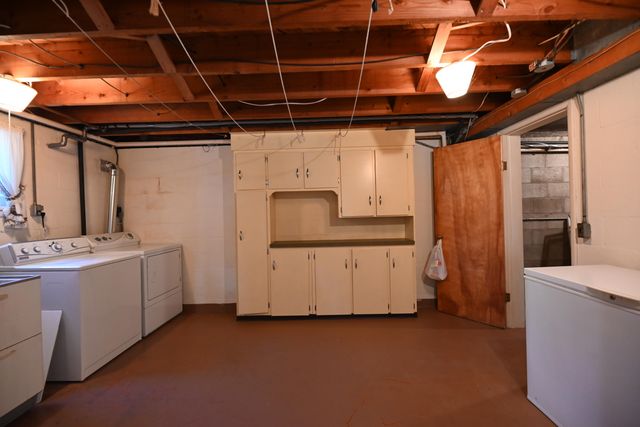 17443 Hayes Street, Grand Haven Twp, MI 49417