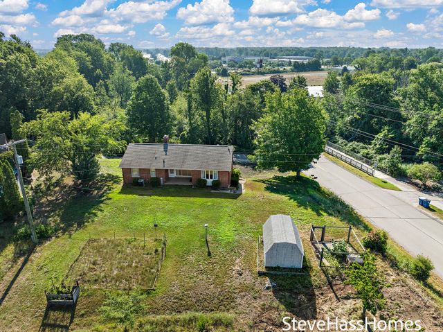 17443 Hayes Street, Grand Haven Twp, MI 49417