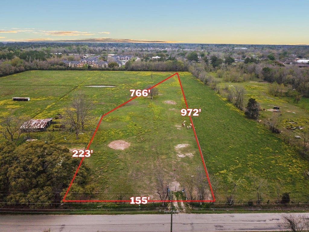 1610 County Road 605, Dayton, TX 77535