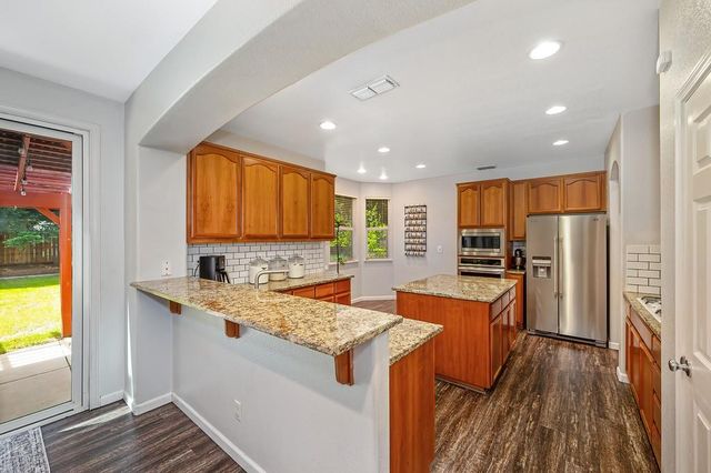 1218 Pecos Way, Plumas Lake, CA 95961
