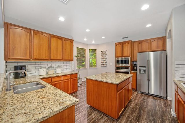 1218 Pecos Way, Plumas Lake, CA 95961