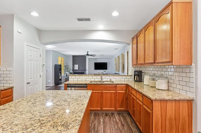 1218 Pecos Way, Plumas Lake, CA 95961
