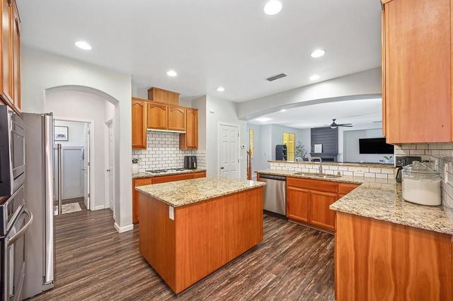 1218 Pecos Way, Plumas Lake, CA 95961