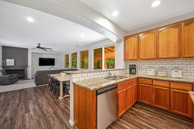 1218 Pecos Way, Plumas Lake, CA 95961