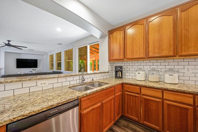 1218 Pecos Way, Plumas Lake, CA 95961